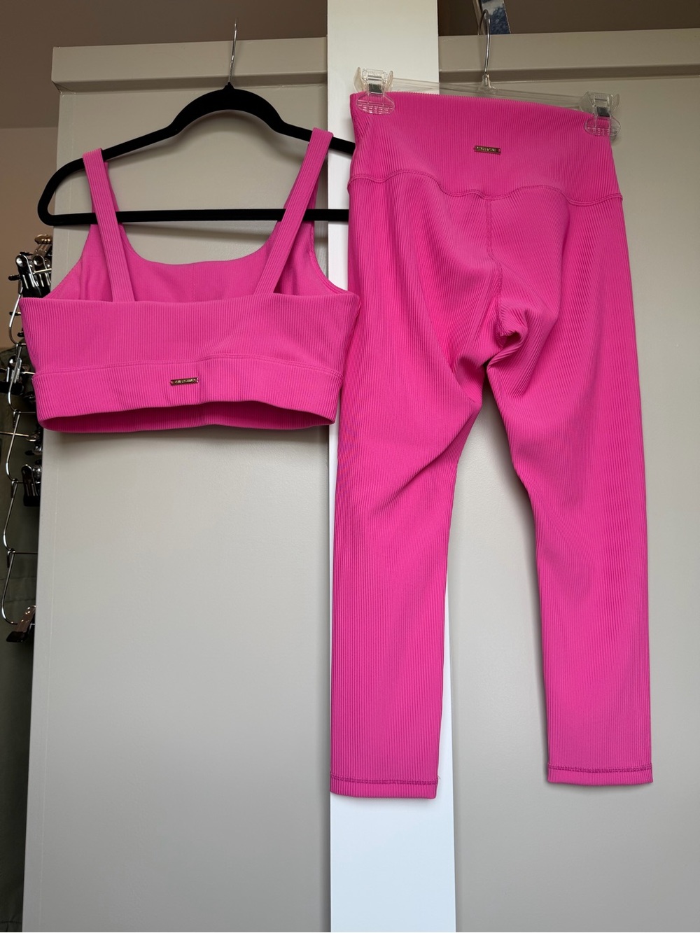 Women’s Pink Ribbed Active Leggings & Sports Bra Set - Picture 2 of 2